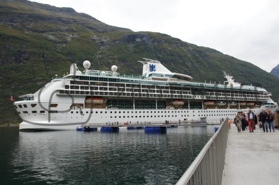 Photomuse.net a romanian photo stock 24/7 since 2021